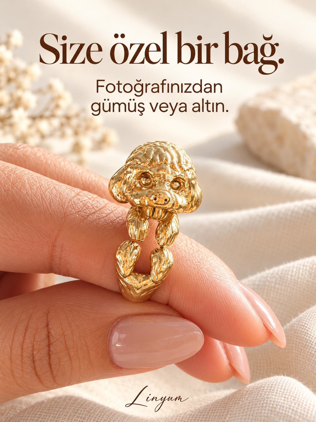 Linyum Can Dostum custom-gold-dog — gerçek ürün referanslı yapay zekâ görseli